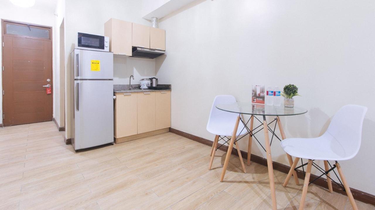 Reddoorz Plus @ Cuarto Verde Staycation Las Piñas 外观 照片