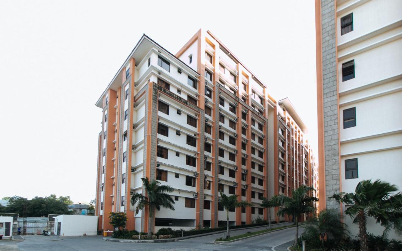 Reddoorz Plus @ Cuarto Verde Staycation Las Piñas 外观 照片