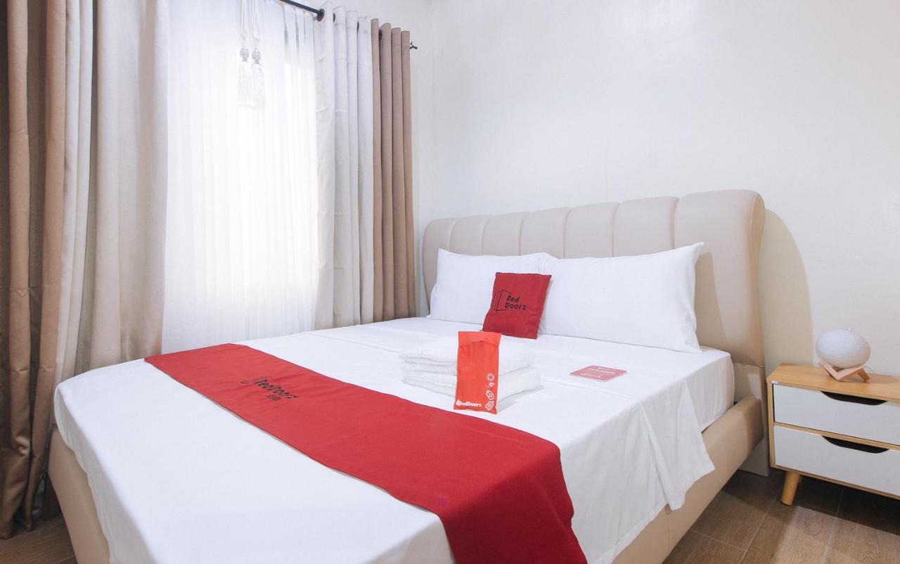 Reddoorz Plus @ Cuarto Verde Staycation Las Piñas 外观 照片