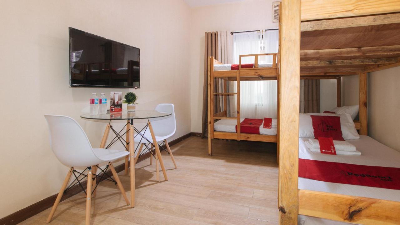 Reddoorz Plus @ Cuarto Verde Staycation Las Piñas 外观 照片