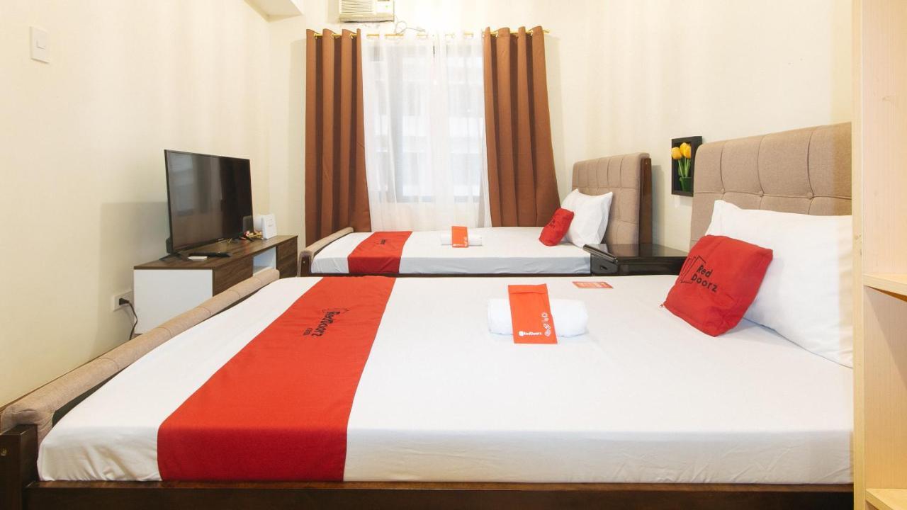 Reddoorz Plus @ Cuarto Verde Staycation Las Piñas 外观 照片