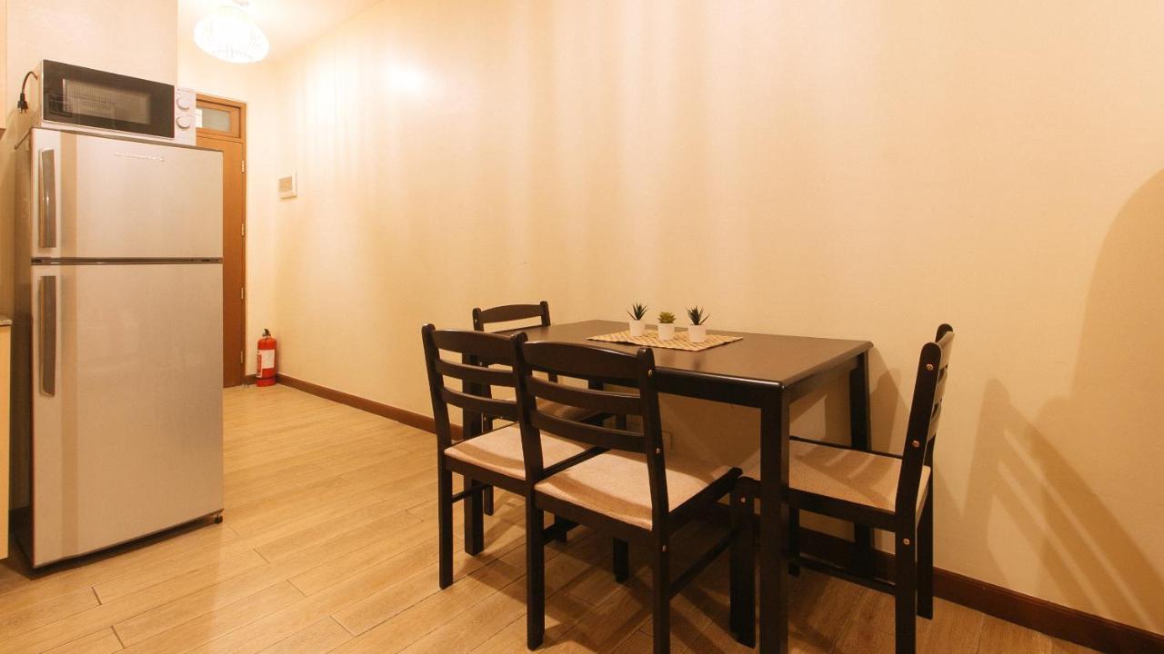Reddoorz Plus @ Cuarto Verde Staycation Las Piñas 外观 照片