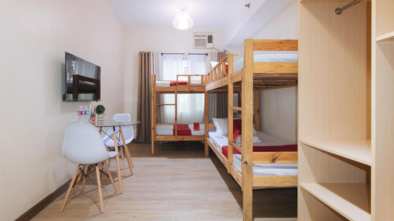 Reddoorz Plus @ Cuarto Verde Staycation Las Piñas 外观 照片